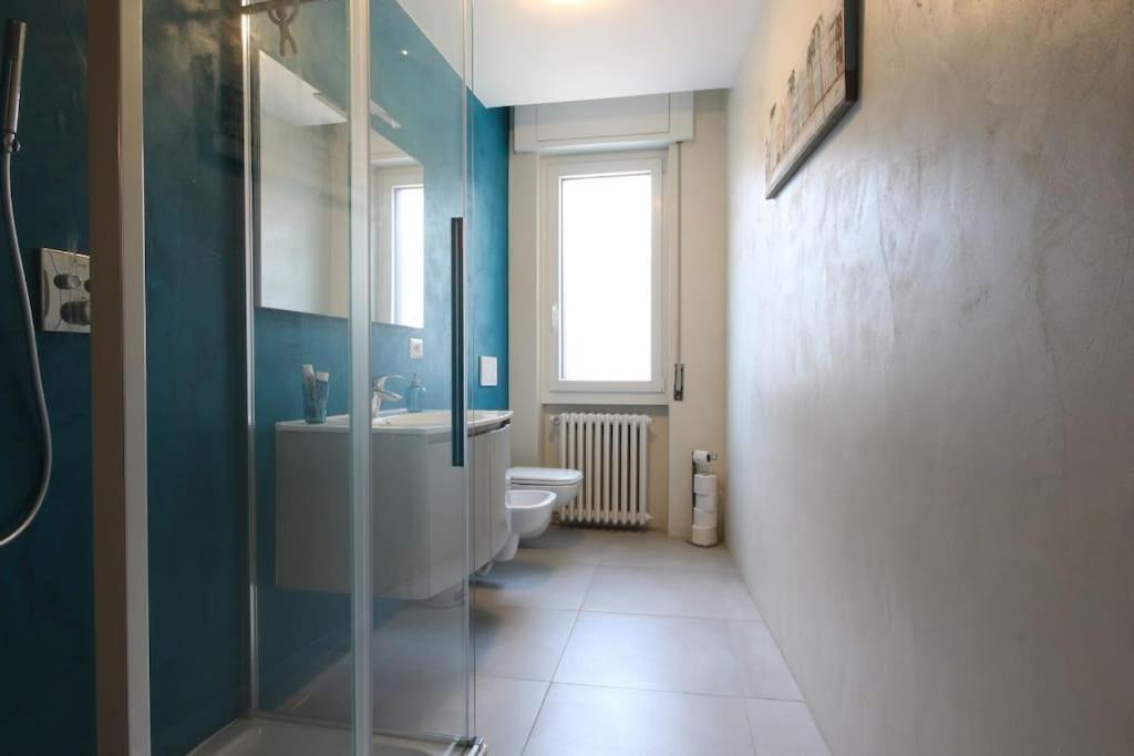 Cozy Modern Apt W Free Parking Bbq & Fully Equipped Villa Como Eksteriør billede