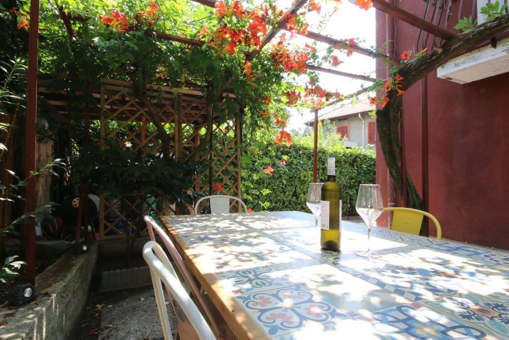 Cozy Modern Apt W Free Parking Bbq & Fully Equipped Villa Como Eksteriør billede